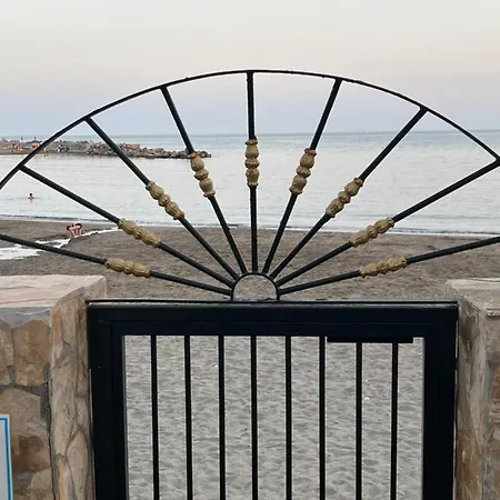 Playa Cristo Amazing Terrace Estepona