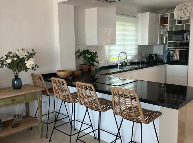 Playa Cristo Amazing Terrace Естепона